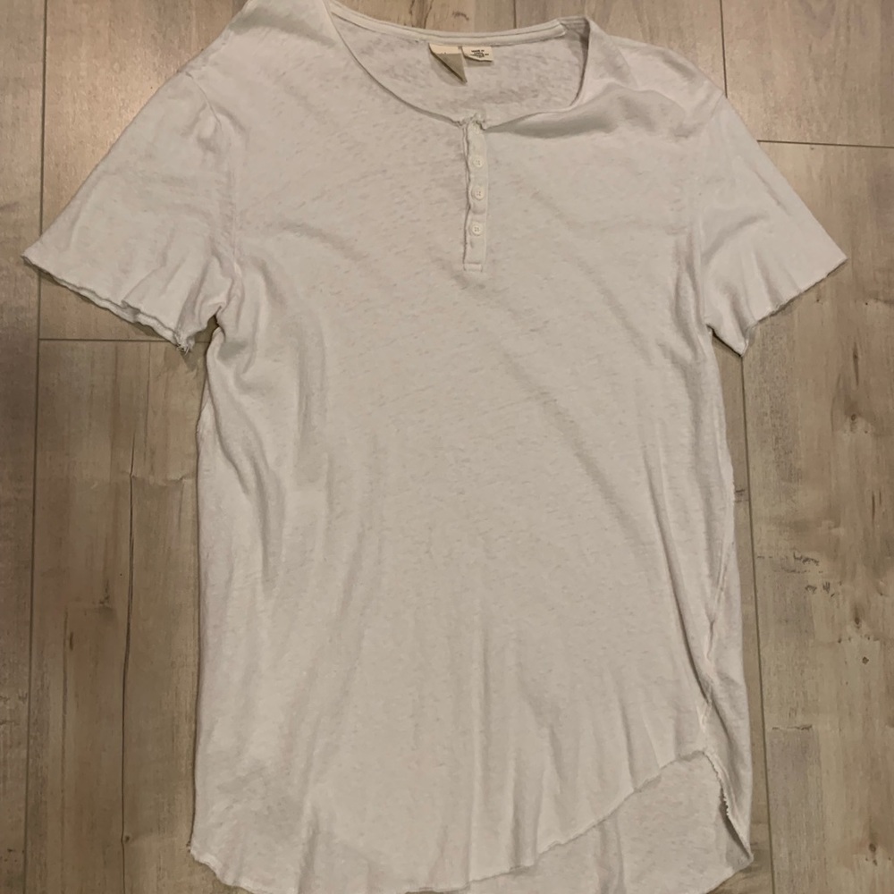 Urban Outfitters Distressed Longline Tee | Mens M